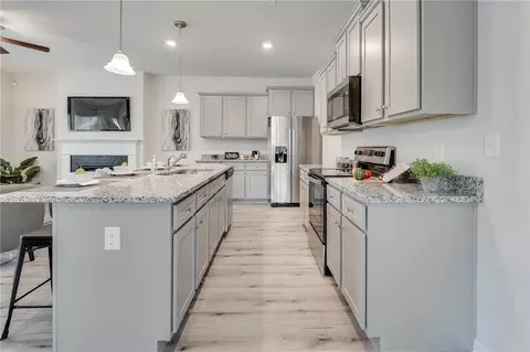 Kitchen - 159 Belldown Ct, Mcdonough, GA 30253 photo 3 of 6