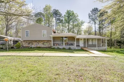 182 Daisy St NW, Resaca, GA 30735