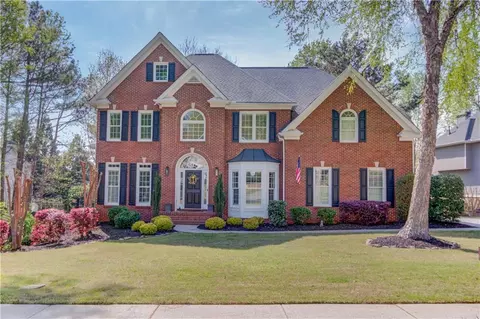 6014 Wilderness Pt, Sugar Hill, GA 30518