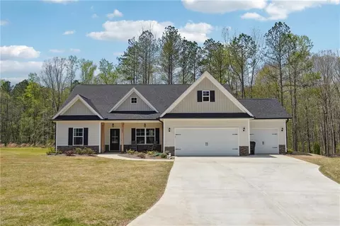 287 Holly Farms Ct, Rockmart, GA 30153