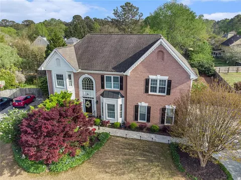 5340 Wickershire Dr, Peachtree Corners, GA 30092