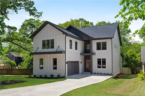 97 Oakridge Ave SE, Atlanta, GA 30317