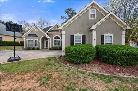 Exterior - 45 Cindy Cir, Covington, GA 30016 photo 9 of 9