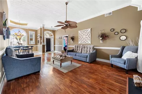 Living - 45 Cindy Cir, Covington, GA 30016 photo 2 of 6