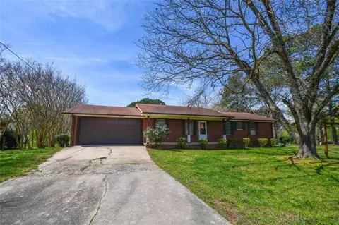 5001 Whites Mill Rd, Gainesville, GA 30504