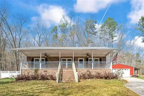 393 Duke Dr, Cave Spring, GA 30124