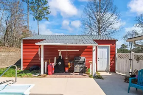 Exterior - 393 Duke Dr, Cave Spring, GA 30124 photo 11 of 13