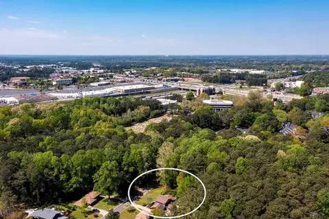 View/Area - 1682 Argonne Dr, Morrow, GA 30260 photo 5 of 10