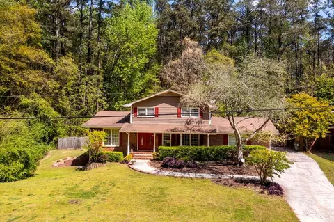 Exterior - 1682 Argonne Dr, Morrow, GA 30260 photo 18 of 19