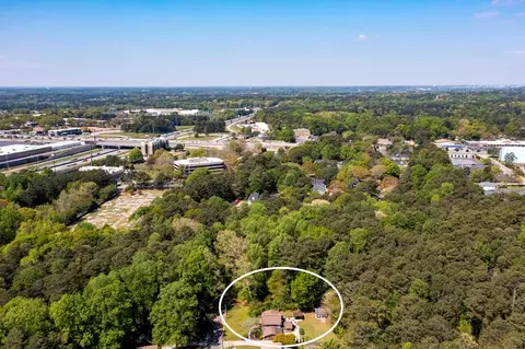 View/Area - 1682 Argonne Dr, Morrow, GA 30260 photo 4 of 10