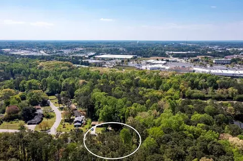 View/Area - 1682 Argonne Dr, Morrow, GA 30260 photo 6 of 10