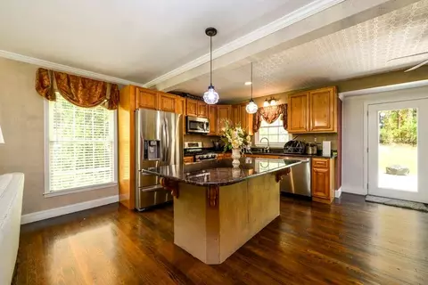 Kitchen - 1682 Argonne Dr, Morrow, GA 30260 photo 1 of 5
