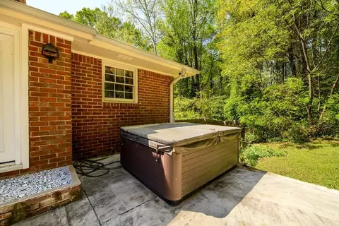Exterior - 1682 Argonne Dr, Morrow, GA 30260 photo 15 of 19