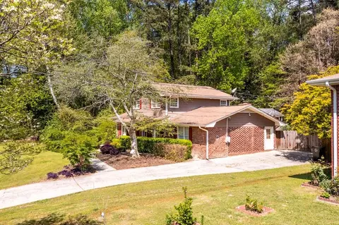 Exterior - 1682 Argonne Dr, Morrow, GA 30260 photo 19 of 19