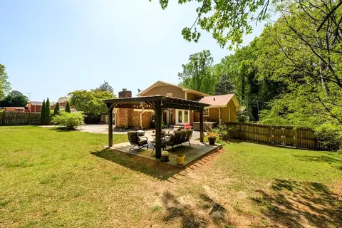 Exterior - 1682 Argonne Dr, Morrow, GA 30260 photo 17 of 19