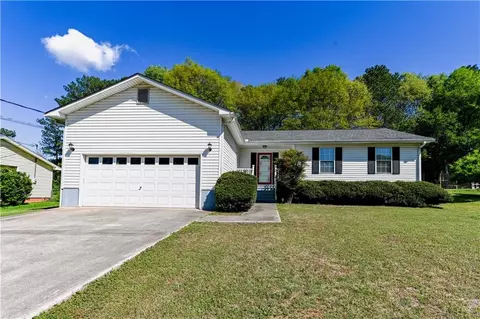 45 Highland Cir, Stockbridge, GA 30281