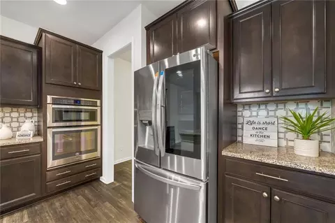 Kitchen - 457 Timberleaf Rd, Canton, GA 30115 photo 6 of 7