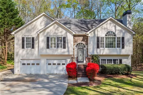 395 Mountain Crest Dr, Canton, GA 30114