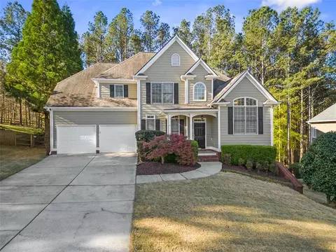 35 Brier Bend Ct, Acworth, GA 30101