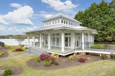 Exterior - 760 E Shore Dr, Canton, GA 30114 photo 9 of 9
