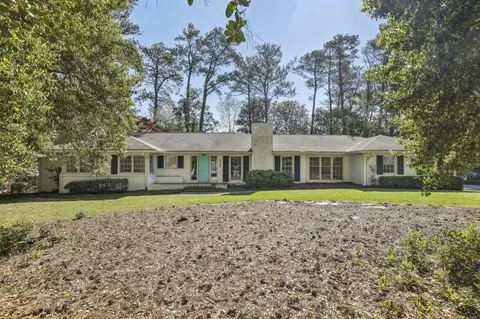 2841 Ridgewood Rd, Atlanta, GA 30327