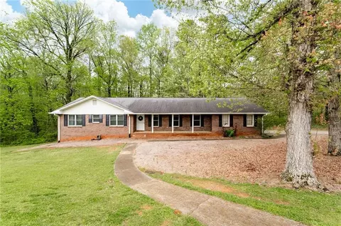 1184 County Line Rd, Acworth, GA 30101