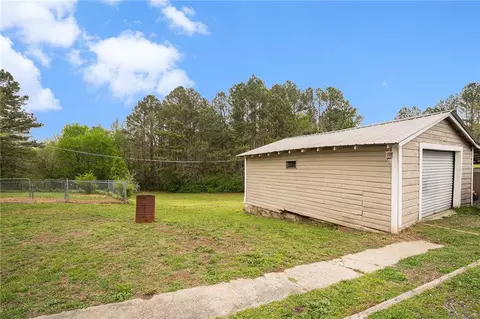 Exterior - 681 Thompson Loop Rd NE, Ranger, GA 30734 photo 7 of 13