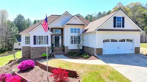 32 Carriage Ln NW, Cartersville, GA 30120