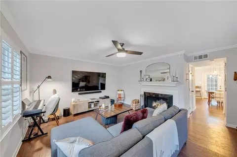 13 Glenald Way NW, Atlanta, GA 30327