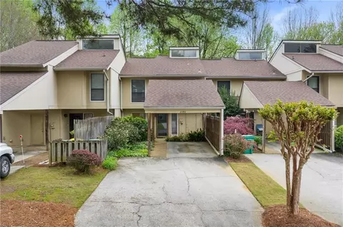 6380 Hawthorne Ter, Peachtree Corners, GA 30092
