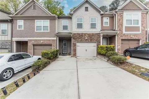 2221 Triple Crown Ln, Lithonia, GA 30058