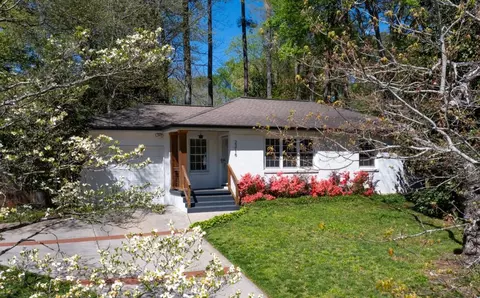 2216 Desmond Dr, Decatur, GA 30033