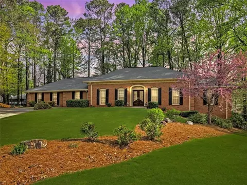 2452 Old Forge Ct, Marietta, GA 30062