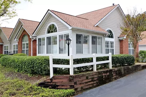 3768 Vineyards Lake Cir NW #9, Kennesaw, GA 30144
