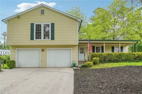 2405 Selman Dr, Duluth, GA 30096
