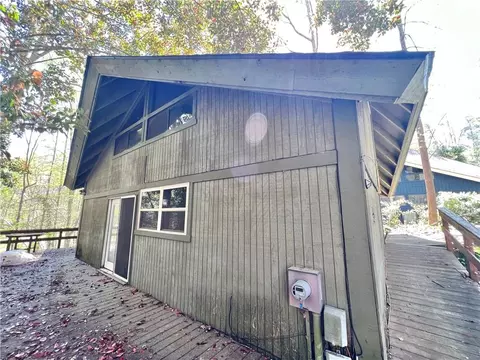 3346 Lodge Overlook Rd, Gainesville, GA 30501