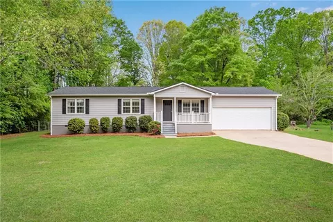 2749 Majestic Cir, Dacula, GA 30019