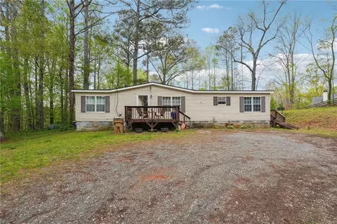 5538 Vaughn Rd, Woodstock, GA 30188