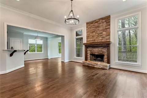 Living - 7920 Willow Pt, Gainesville, GA 30506 photo 1 of 3