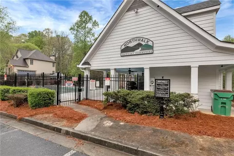 View/Area - 7920 Willow Pt, Gainesville, GA 30506 photo 4 of 6