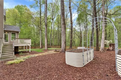 Exterior - 7920 Willow Pt, Gainesville, GA 30506 photo 22 of 23