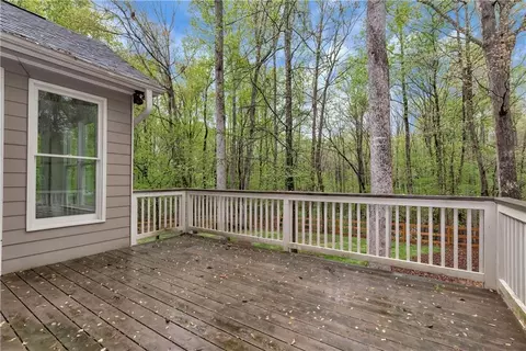 Exterior - 7920 Willow Pt, Gainesville, GA 30506 photo 19 of 23