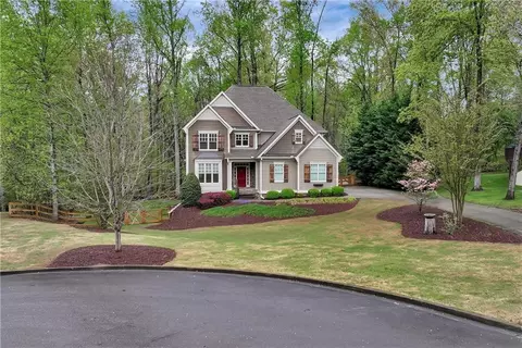 Exterior - 7920 Willow Pt, Gainesville, GA 30506 photo 3 of 23