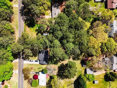 70 Hunt Ridge Dr, Stockbridge, GA 30281