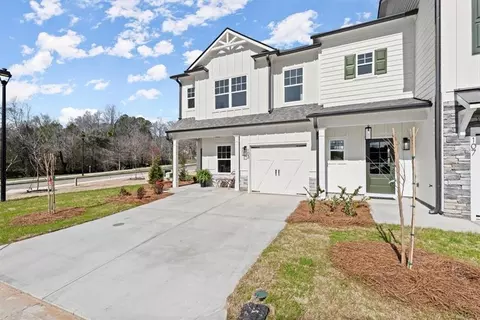 107 Kingfisher St, Ball Ground, GA 30107