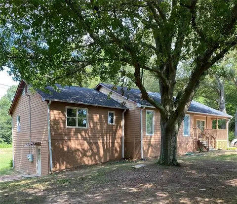 175 Hudson Cir, Douglasville, GA 30134