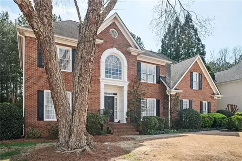 3204 Whiteoak Cir SE, Smyrna, GA 30082