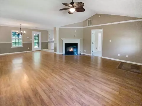 178 Irwin Dr, Mcdonough, GA 30252 photo 3