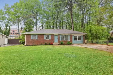 684 Lancelot Dr, Norcross, GA 30071