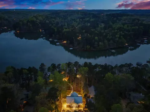 1272 Lakeside Trl, Martin, GA 30557